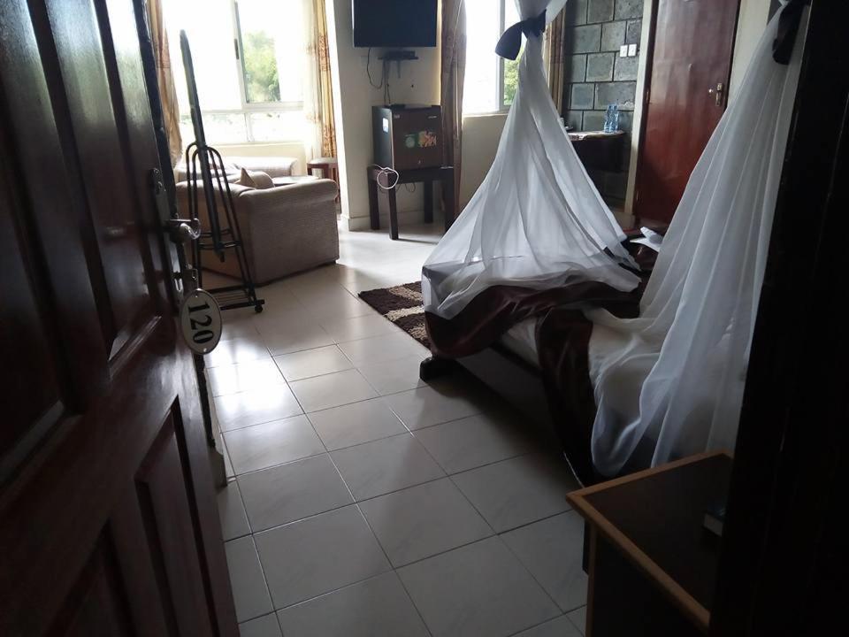 Lanet Matfam Resort Nakuru Kültér fotó